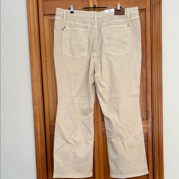 Judy Blue Bone 90s Straight Jeans Plus Size 24W NWT High‑Waist Distressed - Picture 6 of 11